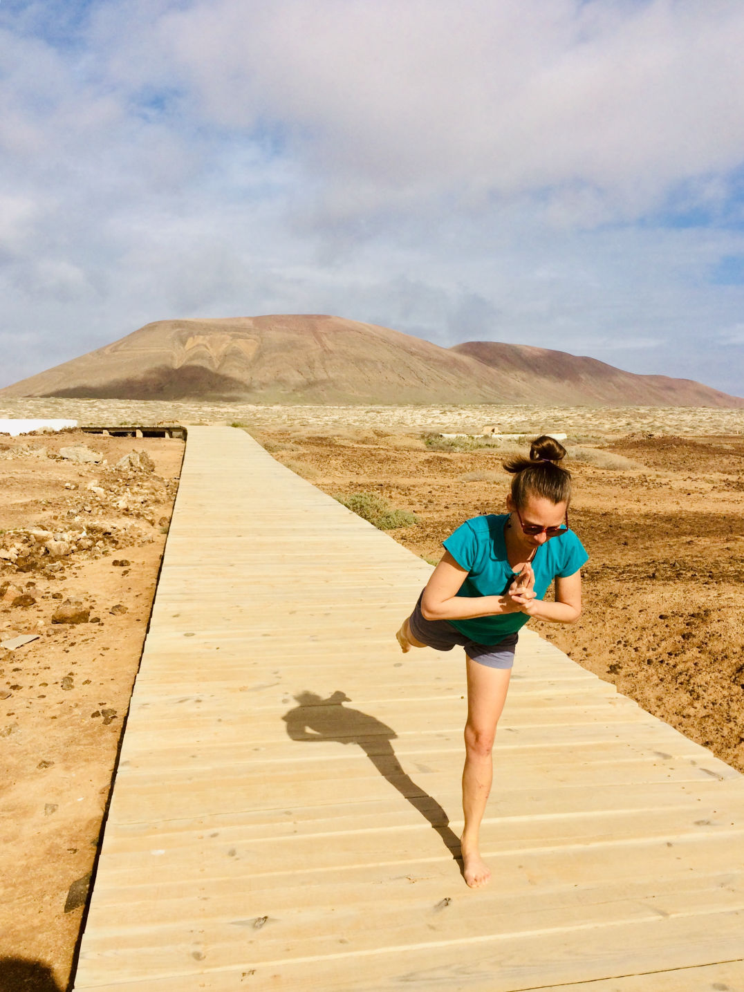 La Parenthèse Retraites Yoga Stages Yoga Cours Hatha Yoga Méditation Mindfulness Pleine conscience Bien-être Nantes Blain Proche Bretagne - Posture Yoga