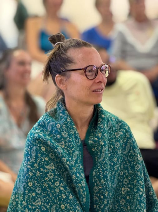 La Parenthèse Retraites Yoga Stages Yoga Cours Hatha Yoga Méditation Mindfulness Pleine conscience Bien-être Nantes Blain Proche Bretagne - Emilie Saint-André